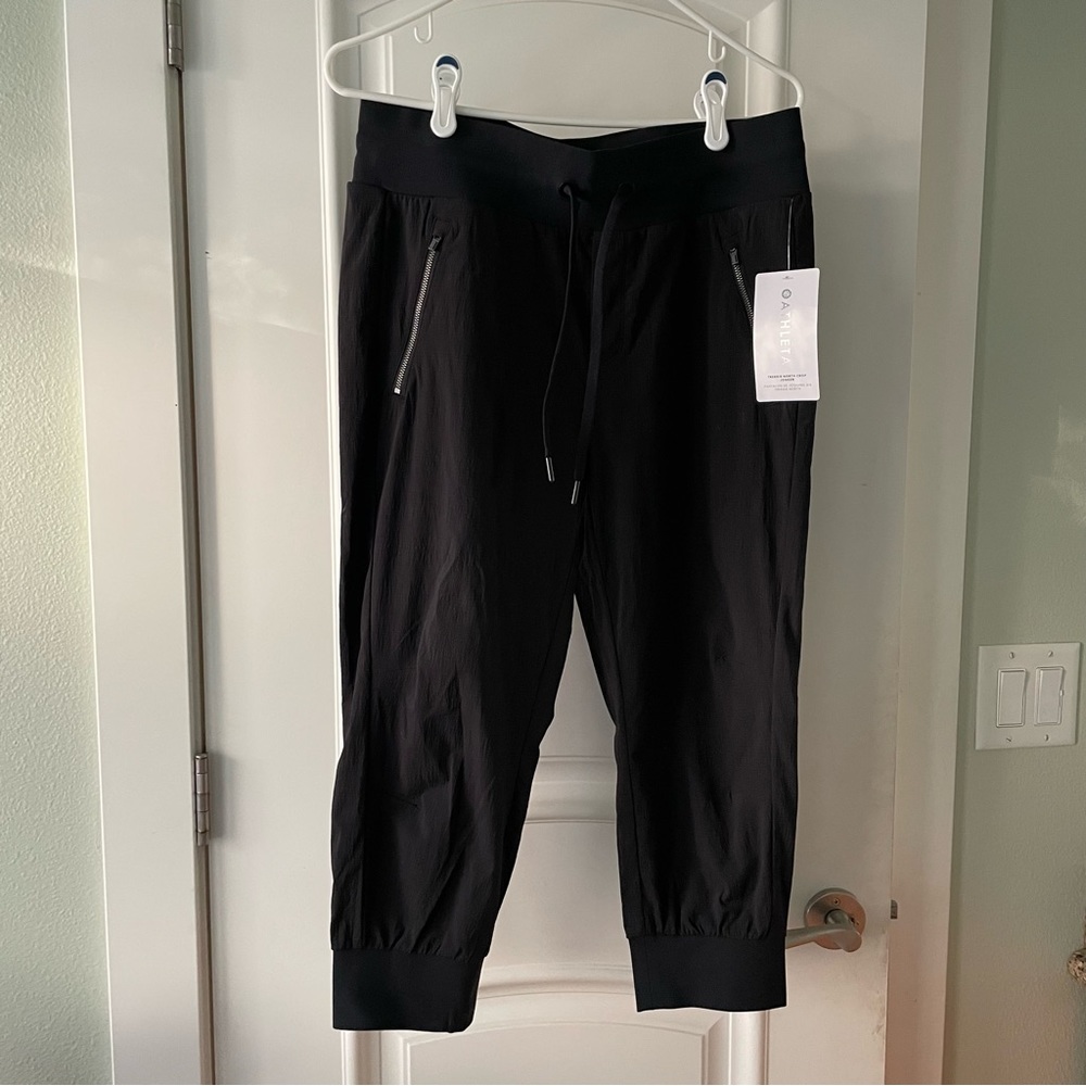 Athleta Trekkie north crop jogger, NWT, 10 petite